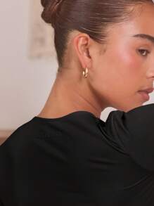 Musera Sport Twist Front Long Sleeve Thumb Hole Activewear Crop Top, Padel, Tennis, Pickleball Gym Fitness - Black - View 4