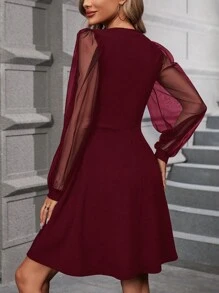 SHEIN Clasi Vestido de ocio de manga larga con cuello de tripulación, contraste de malla y hueco de unicolor para mujer