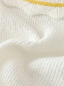 SHEIN Young Girls Turtleneck Sweaters With 3D Floral Decor, Textured Knit Design, Suitable For Autumn/Winter Wear To Keep Warm And Suitable For Outdoor Activities