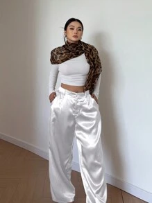 Flirla 大码闪亮纯色垂褶口袋直筒裤 - 白色 - 查看 6