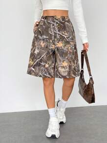 SHEIN EZwear Pantalones cortos anchos de mujer informales con estampado de camuflaje