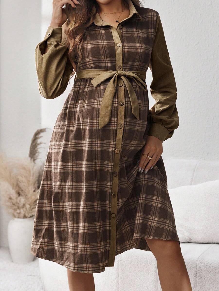 SHEIN Vestido corto casual de manga larga con botones frontales, de color liso y patchwork, para embarazo - Multicolor - Ver 1