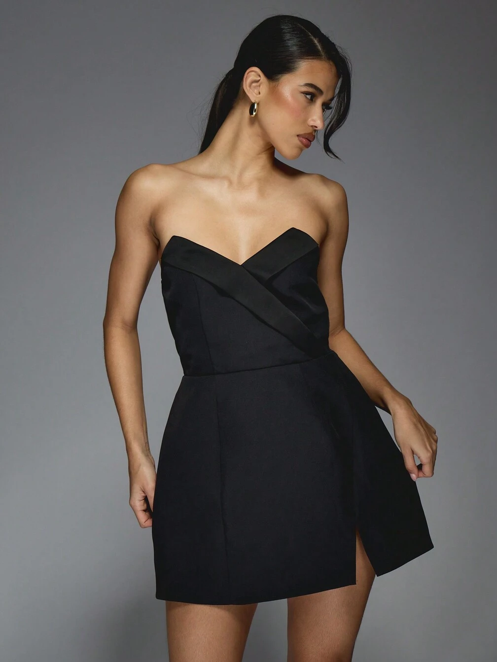 MISSGUIDED ストラップレス タキシードミニドレス｜MISSGUIDED