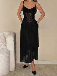 SHEIN ICON 细肩带垂领复古花卉植绒双层透视不对称下摆连衣裙 - 黑色 - 查看 5