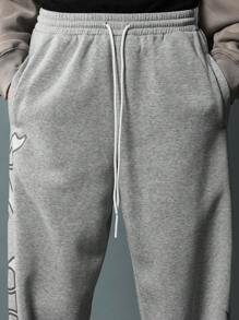 SUMWON Oversized Graphic Printed Gothic Lettering Fleece Sweatpants Aesthetic Streetwear Baggy Joggers With Side Pockets Comfortable Winter Loungewear Athletics - Grey - View 6