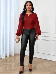 SHEIN Lady Blusa roja con escote de ojo de cerradura, manga farol, para invitada de boda en todas las estaciones, camisa metálica para trabajo, blusas de manga larga para mujer - Burdeos - Ver 4