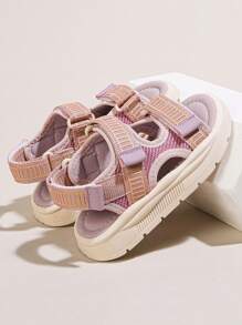 1 双儿童运动凉鞋，女孩舒适可调节钩环带户外运动凉鞋，浅紫色