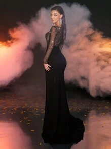 Glamrae Elegant Gorgeous Charming Black And Nude Sheer V Neck Sexy Long Sleeve Beaded Sequin Patch Stretch Knit Mermaid Dress With Trailing Hem For Weddings, Parties, Resorts, Formal Events Evening Dress (Heavy Duty Version)