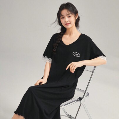 레터 프린트 레이스 패치워크 루즈 나이트가운 파자마