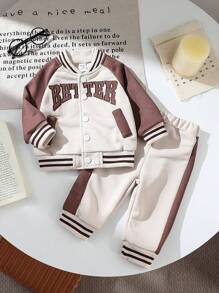 Conjunto de chaqueta de béisbol y pantalones de moda casual para bebé niño con bordado de letras y parches, adecuado para usar a diario en primavera, otoño e invierno, para paseos y viajes - Albaricoque - Ver 1