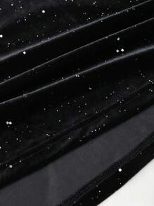 Sweetra 女士派对天鹅绒亮片闪亮黑色无袖紧身美人鱼连衣裙，带荷叶边下摆 - 黑色 - 查看 4