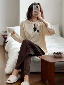 DAZY 简约蝴蝶渐变印花装饰宽松家居服两件套睡衣 - 米色 - 查看 5