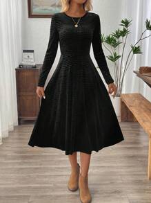 EMERY ROSE 女士优雅圆领长袖中长连衣裙，带鳄鱼印花 - 黑色 - 查看 4