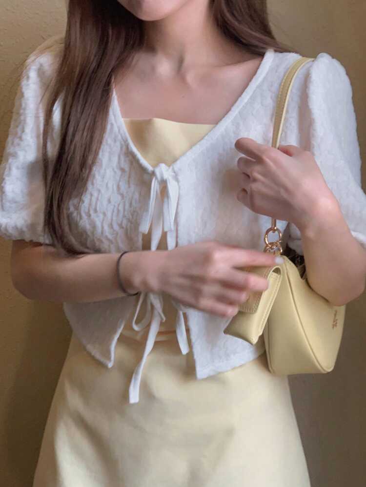 Women Textured Fabric Tie-Front Cropped Short Sleeve White T-Shirt, Spring/Summer