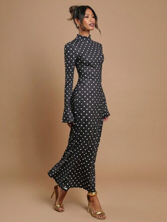 COSMINA Elegancka damska sukienka midi w groszki z rozszerzanymi rękawami i wzorem w groszki