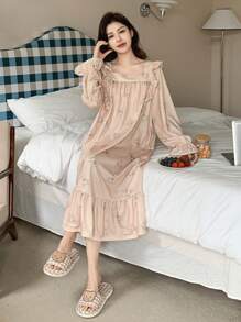 DAZY 泰迪熊印花荷叶边下摆宽松睡衣睡袍