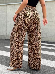 SHEIN EZwear Plus Size Women Leopard Print Woven Fabric Casual Everyday Commuting Versatile High Waist Wide Leg Loose Pants With Pockets