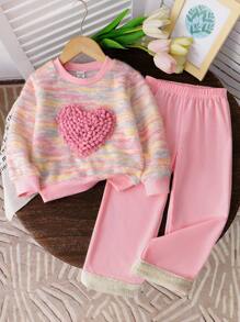 SHEIN 年轻女孩杏色运动衫和裤子套装，秋季圆领长袖可爱心形针织套头衫和直腿裤，甜美可爱的休闲装