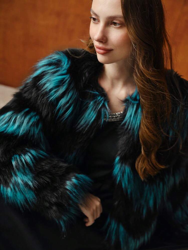 FLUFFY CHEVRON PATTERN COAT
