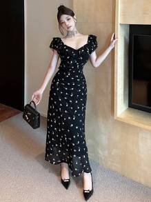 DAZY Váy dạ hội tay ngắn họa tiết hoa lá dọc thân, viền bèo nhún, dáng bohemian, đi biển mùa hè cho nữ - màu đen - Xem 7