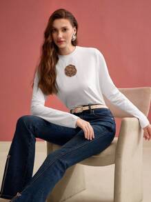 MOTF PREMIUM RHINESTONE CUT OUT FLORAL T-SHIRT