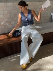 DAZY Distressed Washed Sleeveless V-Neck Fitted Women Denim Jacket,Fall Clothes - Blue - View 3