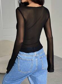 SHEIN EZwear Damesmode Sexy Sheer Mesh Getailleerde Top met Lange Mouwen