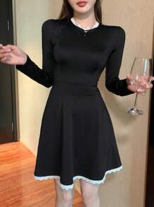 DAZY Robe mi-longue élégante à col rond et manches longues avec dentelle contrastée, robe d'automne pour femmes - Noir - Voir 1