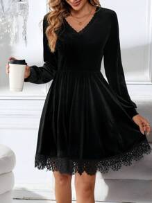 EMERY ROSE Đầm ngắn thanh lịch cổ chữ V ren màu trơn tương phản cho nữ dài tay - Màu Khaki - Xem 2