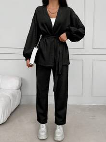 SHEIN Cottnline مجموعة ملابس علوية وبنطلون قطن بأكمام فانوس وحزام للمرأة ذات الحجم الكبير - الأسود - مشاهدة 3