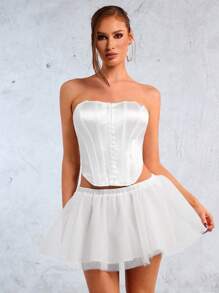 SHEIN SXY New Year Christmas Night Club Party White Satin Collarless Fish Bone Structure Bustier Top And Gauze Crisp Fluffy Short Skirt Two-Piece Set