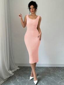 Chiquease 2 件套：新款圆领扭花毛衣和修身针织连衣裙（女款）