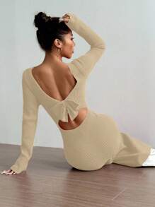Màu be