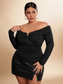 SHEIN BAE Women Plus Size Elegant Metal Snap Button Fitted Sexy Off Shoulder Long Sleeve T-Shirt, Suitable For Girls' Gathering, Party, Solid Black Knitted Stretch