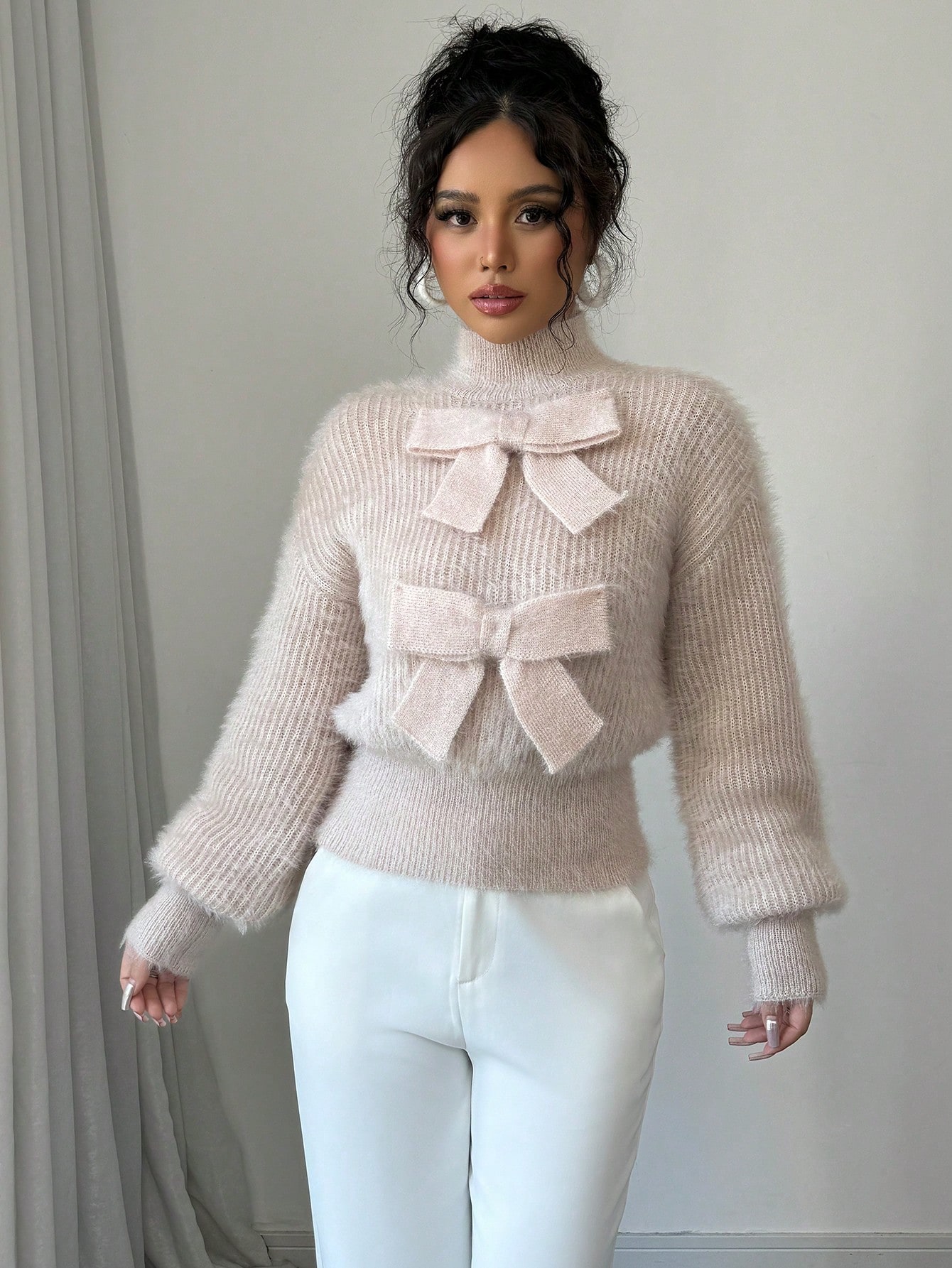 Elenzga كنزة صوفية نسائية بياقة عالية وزينة فيونكة...