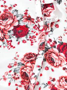 SHEIN 1件女婴白色可爱大红花印花连体睡衣 - 紅白色 - 查看 4