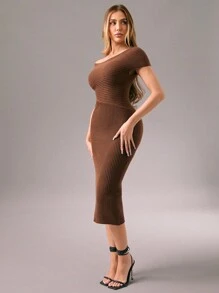 Zolique 女士长款斜肩短袖开衩针织连衣裙，秋冬 - 鏽棕色 - 查看 6