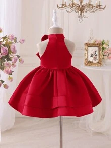 SHEIN Baby Girls Satin Lovely Solid Color Bow Decor Sleeveless Waist Cinched Mini Dress, Summer - Red - View 2
