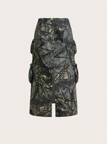 SHEIN Essnce Plus Size Casual Loose Cotton Camo Print Denim Skirt