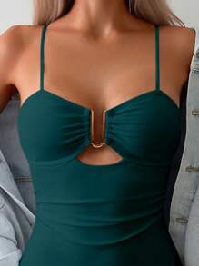 Swim Basics 女士纯色褶皱镂空性感细肩带连体泳衣，适合海滩和度假胜地夏季 - 水鴨藍 - 查看 4