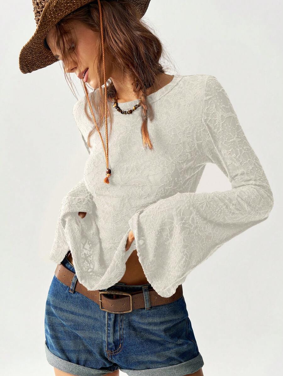 Bohemela 休闲纯色针织蕾丝拼布喇叭袖修身女式 T 恤 - 杏色 - 查看 1