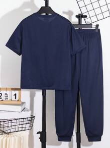 SHEIN 2 件套青少年男孩运动条纹设计短袖 T 恤和裤子套装，情人节 T 恤，情人节儿童服装 - 寶藍色 - 查看 2