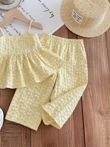 SHEIN LMoss Kids LMoss  Babygirl Summer Ditsy Floral Camisole Top And Elastic Waist Pants Set