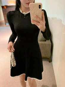 DAZY Robe mi-longue élégante à col rond et manches longues avec dentelle contrastée, robe d'automne pour femmes - Noir - Voir 7