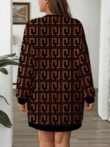 SHEIN Clasi Plus Size Women Casual Geometric Pattern Crew Neck Long Sweatshirt, Autumn/Winter - Chocolate Brown - View 2