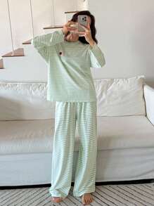 DAZY 2 piezas Conjunto de pijama holgado con rayas y decoración de manzana lindo para mujer, ropa de otoño e invierno - Verde - Ver 6