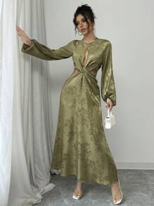 Chiquease Ins 优雅性感镂空扭纹设计连衣裙，超长款