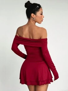 Flirla 1 件女士休闲、日常、通勤、购物红色褶皱露肩连衣裙，双层荷叶边下摆，适合新年衣服 - 紅色 - 查看 2