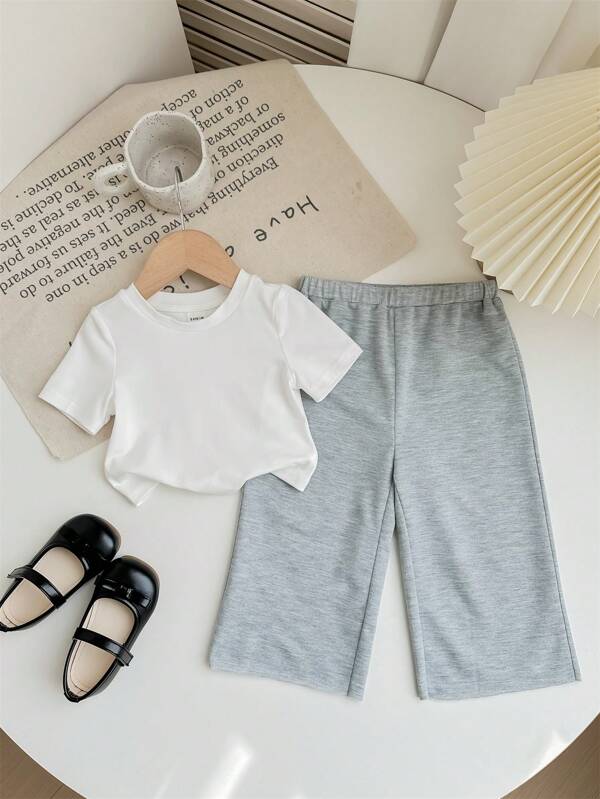SHEIN 2pcs Baby Girl Casual Knit Short Sleeve Top And Elastic Waist Pants Set
