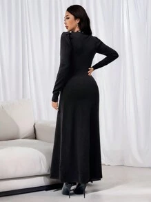 Modelyn 撞色腰收腰V领泡泡袖蝴蝶结保暖通勤知性休闲毛衣连衣裙 - 黑色 - 查看 2